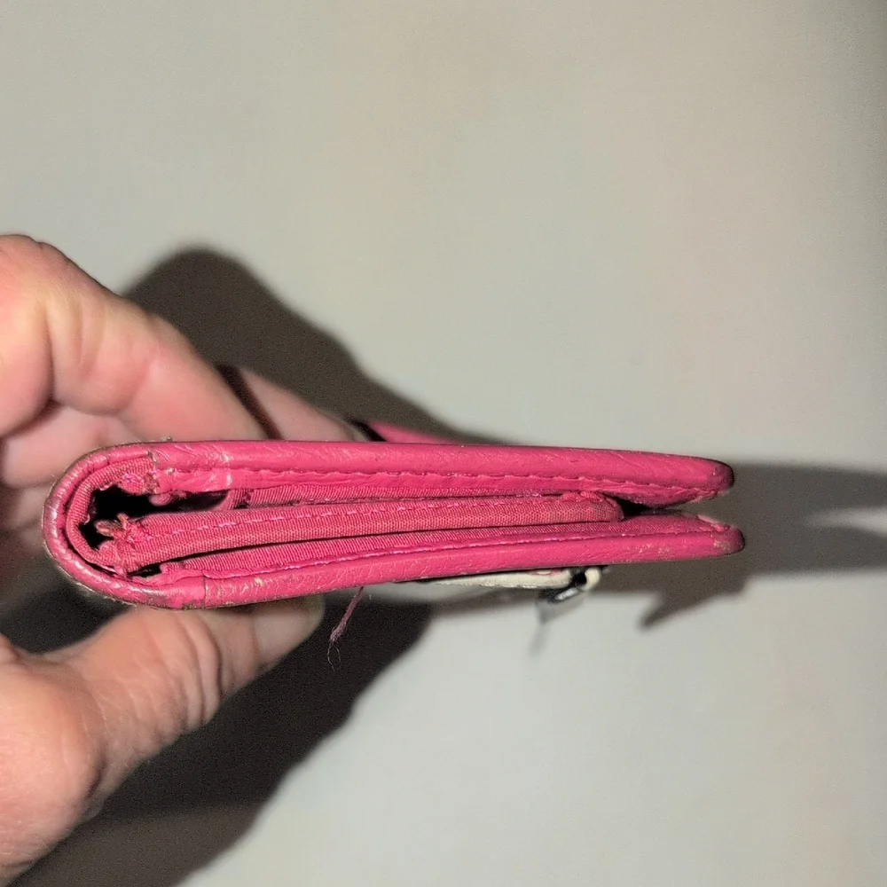 Fossil Pink and Cream Heart Wallet